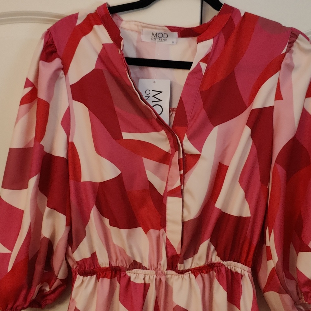 Mod On Trend Mini Dress - Picture 3 of 7